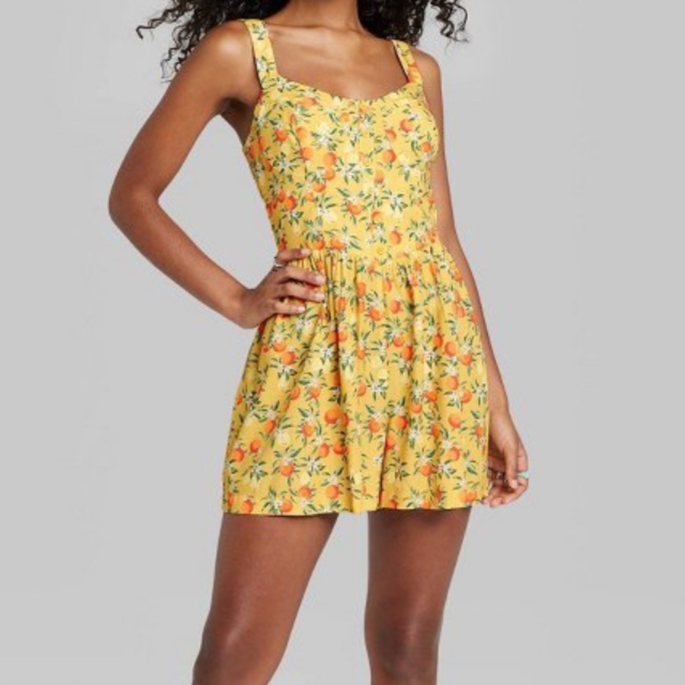 Women’s Sleeveless Button-front Romper; Size M; Yellow; Wild Fable Brand.